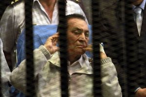 Сегодня состоится первое слушание по делу экс-президента Египта
