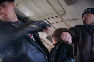 Водитель столичного автобуса нанес пассажиру ножевые ранения